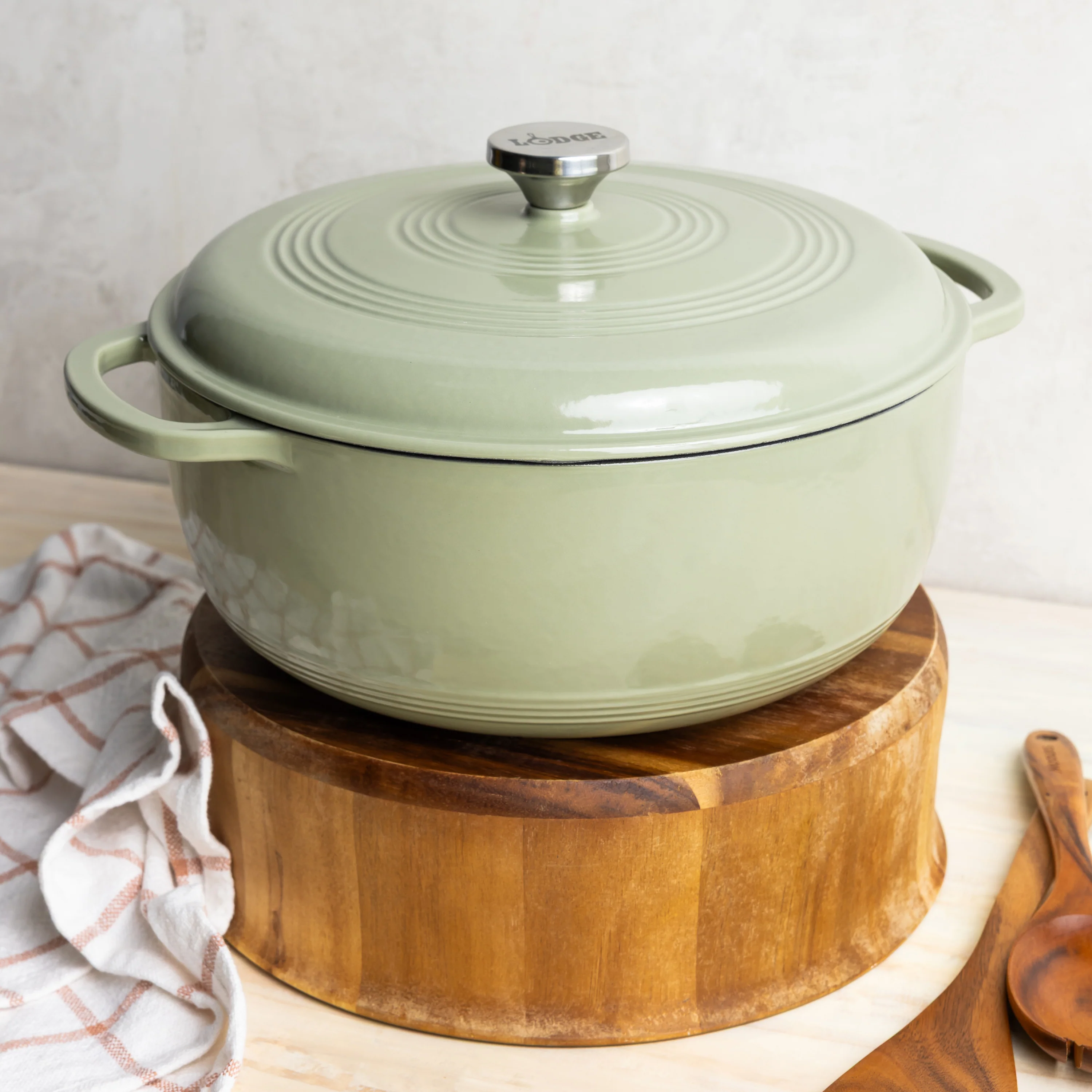 Essential Enamel Dutch Oven - Image 177