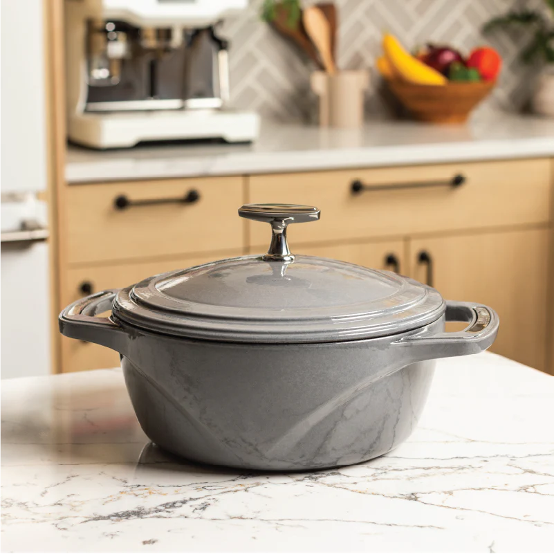 USA Enamel™ Cast Iron Dutch Oven - Image 91